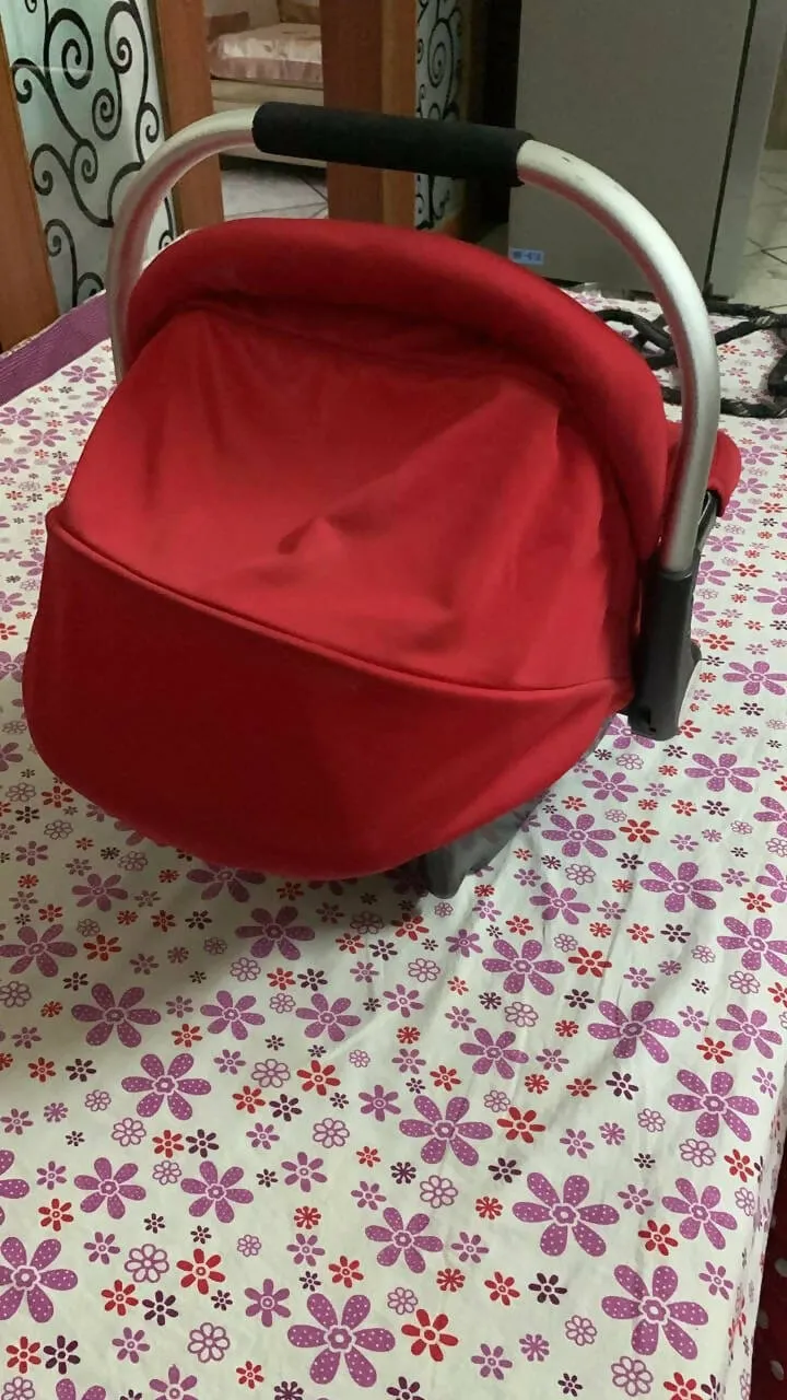 BABYHUG Car Seat - Red